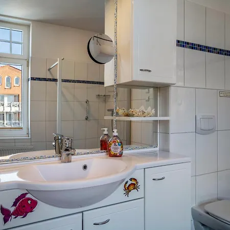 Haus Uebersee Samoa * Lübeck