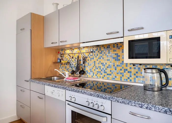 Haus Uebersee Samoa * Любек